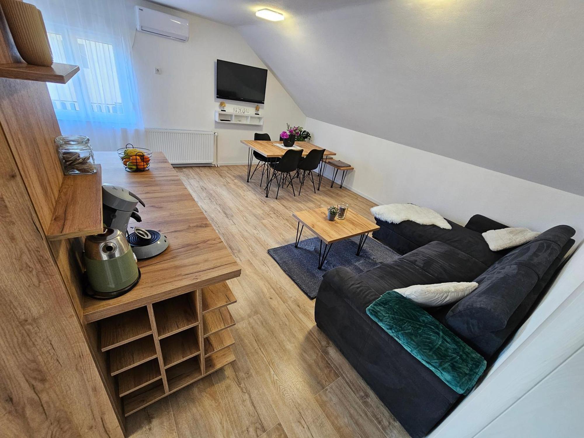 Ferienwohnung Ana Gračac Exterior foto